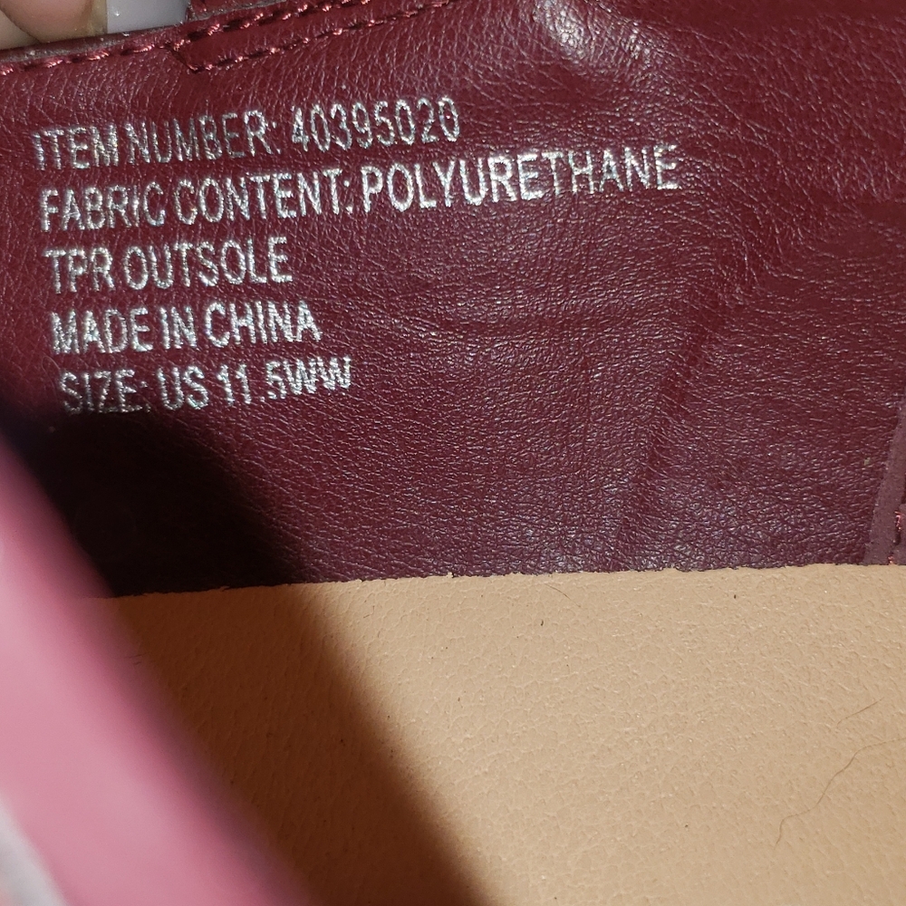 Torrid Size 11.5 Wide Width Lug Sole Patent Leather Mary Jane Shoes Burgundy Red - Picture 10 of 10